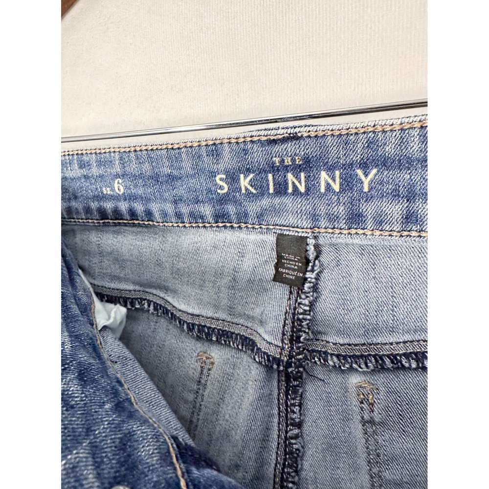 WHBM Floral Peekaboo Disrressed Skinny Ankle Cotton Blue Jeans Womens Size 6 - Picture 5 of 11